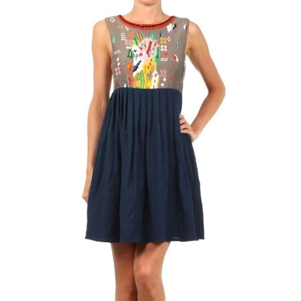Freeway sleeveless dress a gray bodice with colorful geometric embroidery SZM